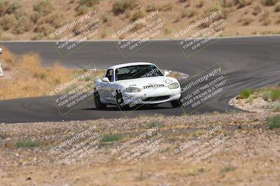 media/Jun-01-2025-CalClub SCCA (Sun) [[eae223c5dd]]/Group 5/Qualifying/